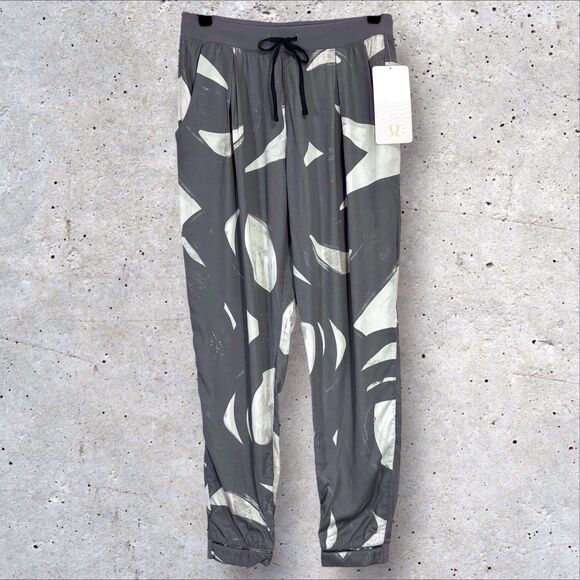 Lululemon Womens City Jogger Pants Back Spin Stroke White Slate Gray Yoga Size 6 - Picture 1 of 10